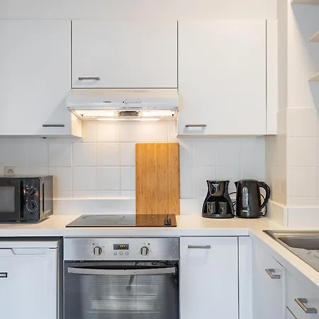Bright And Apartment *