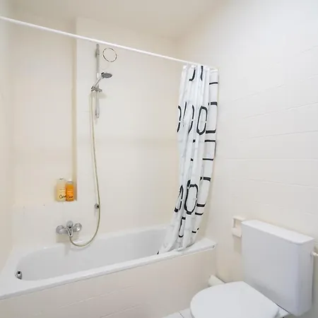 Apartment Bright And
